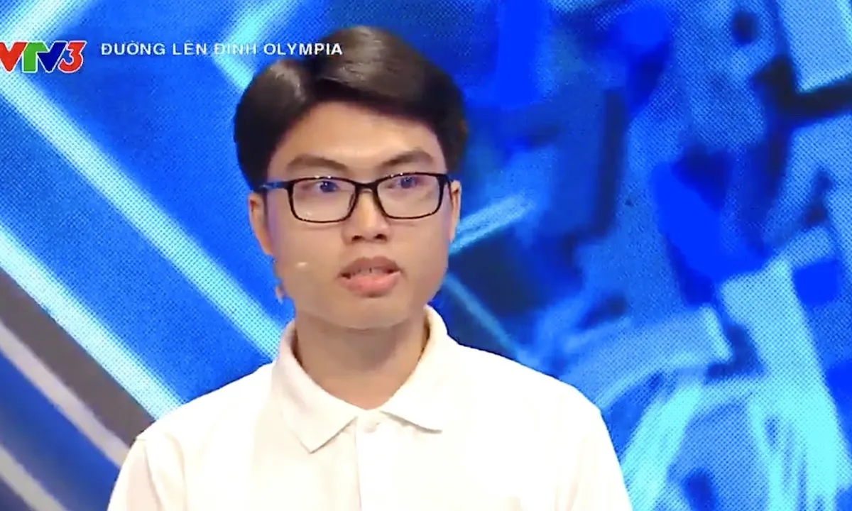 ve-dep-cua-truong-quoc-hoc-hue-noi-co-nhieu-thi-sinh-vao-chung-ket-olympia-11