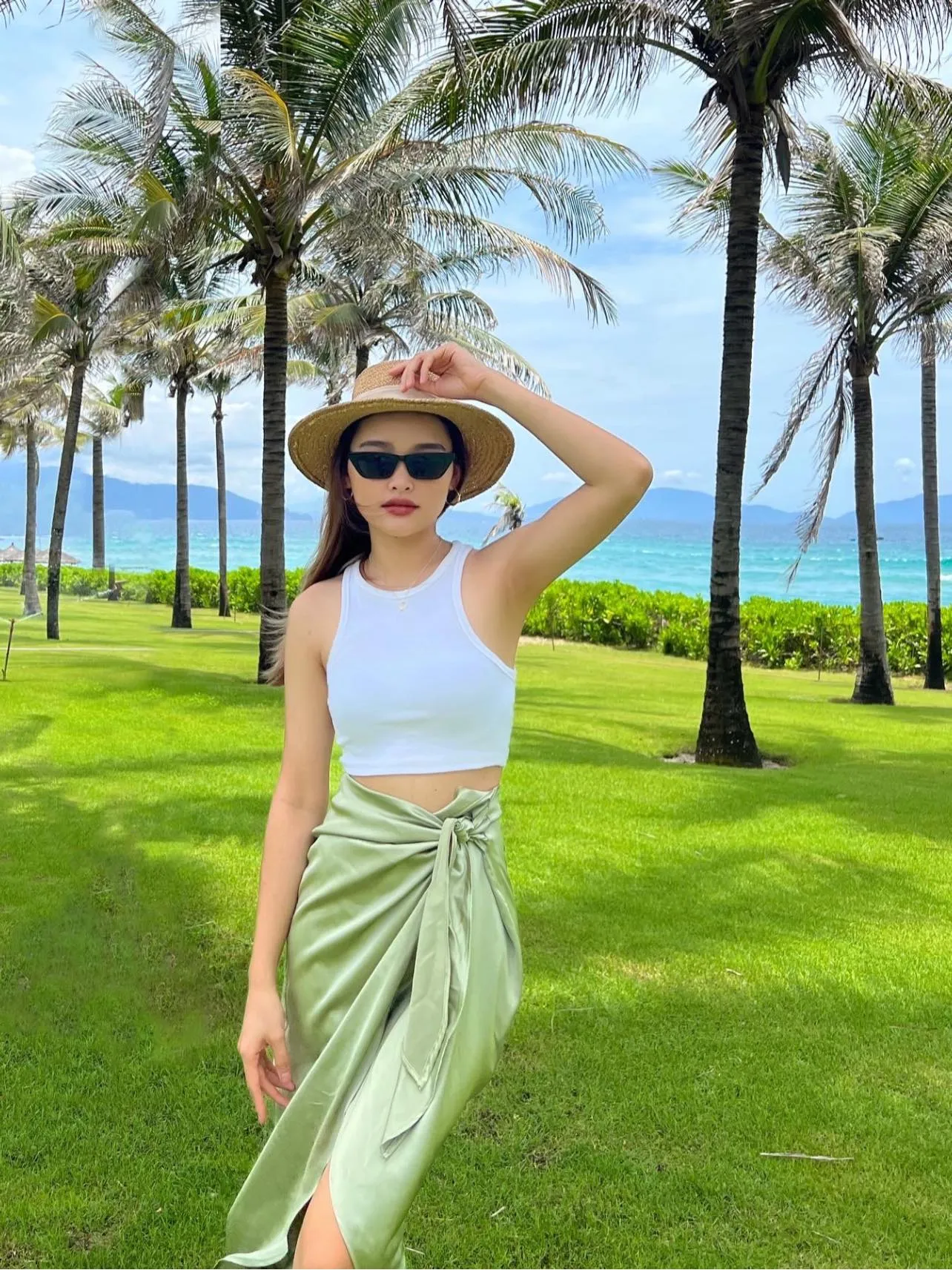 richkid-bi-bo-me-lua-nha-ngheo-lon-len-moi-biet-gia-dinh-giau-nut-vach-5