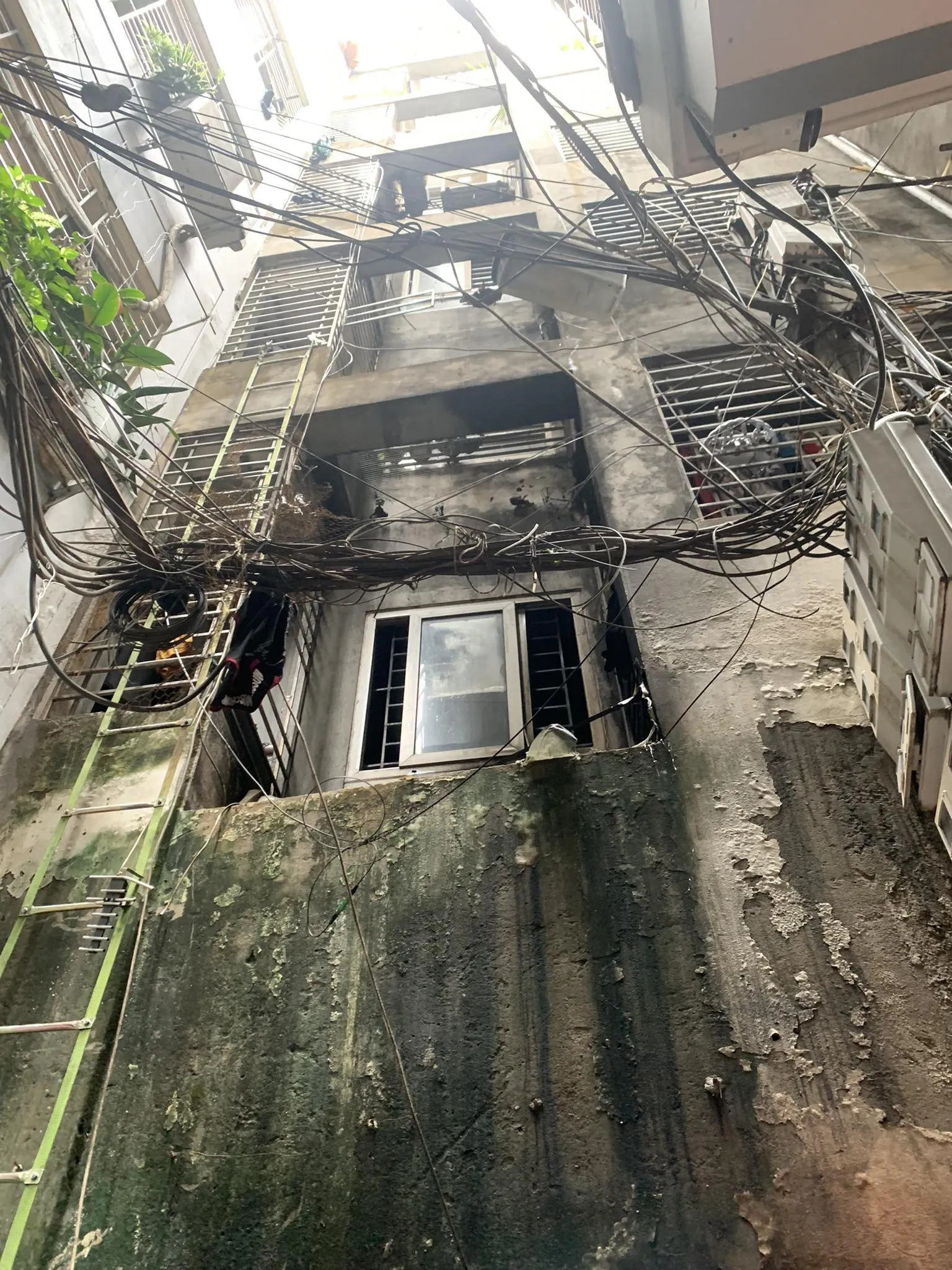 nha-tro-xay-vuot-phep-135-tang-2