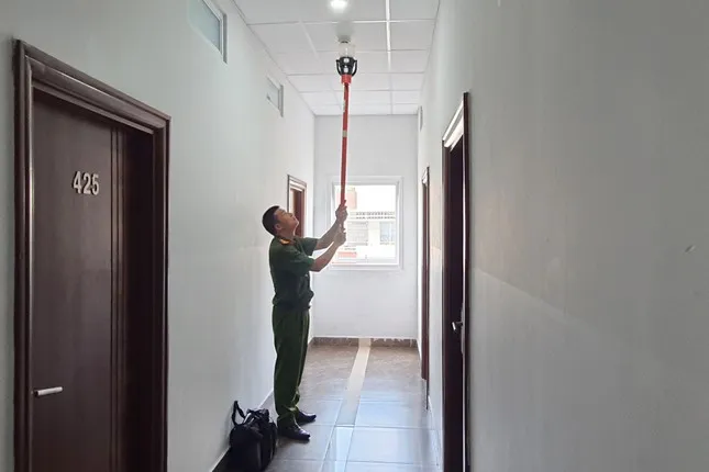 nha-tro-xay-vuot-phep-135-tang