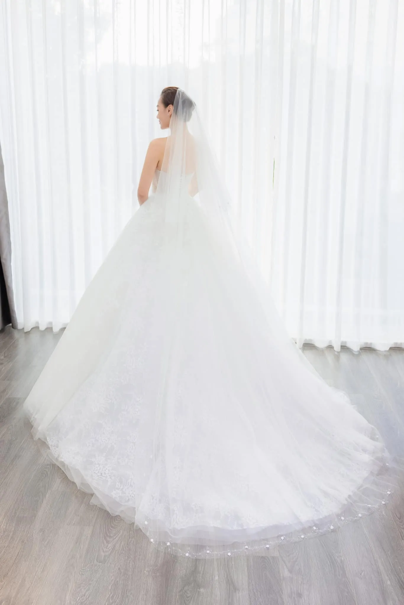 phuong-oanh-mang-thai-con-dau-long-voi-shark-binh-truoc-them-dam-cuoi-2