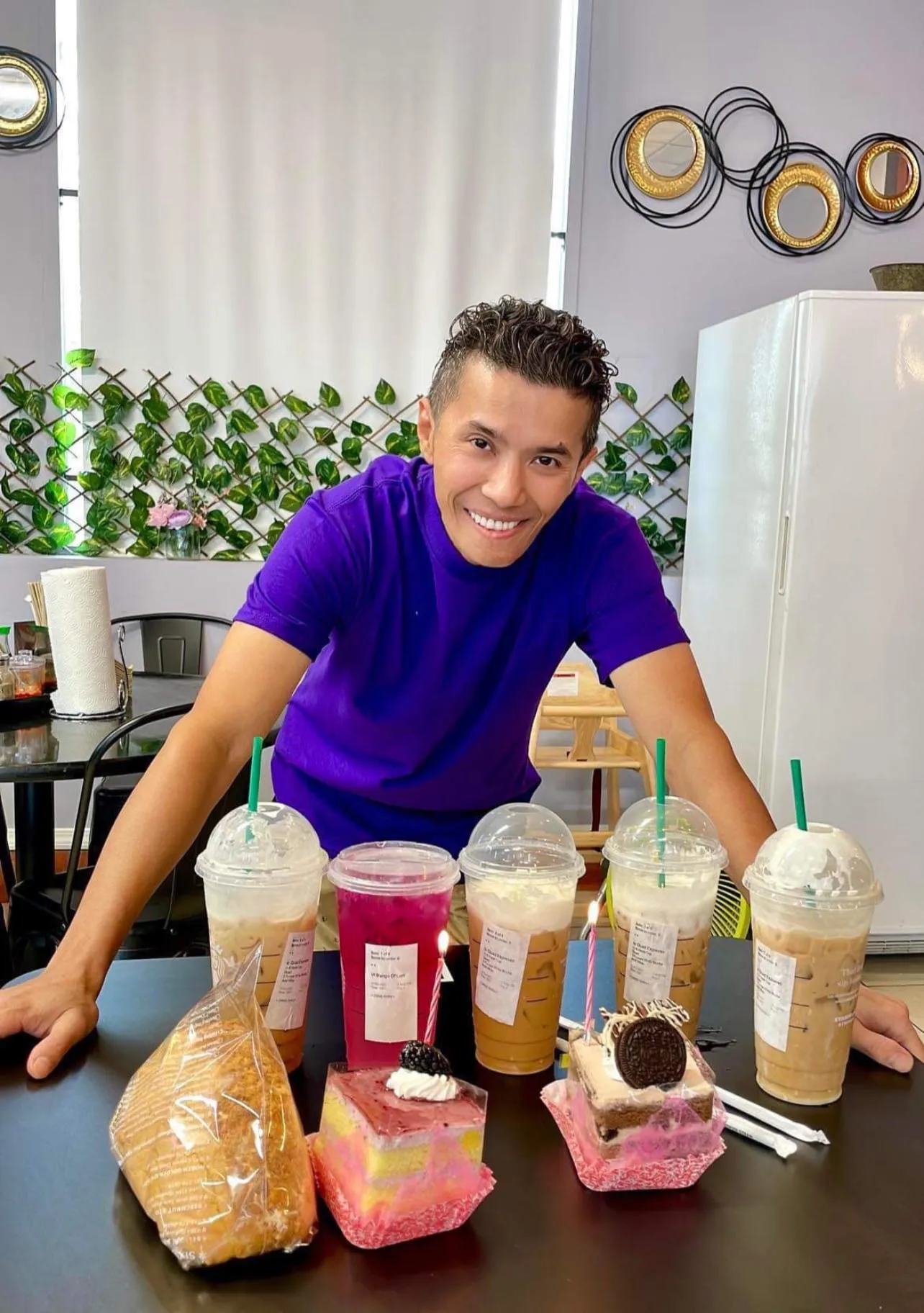 kasim-hoang-vu-an-chao-loang-nhieu-thang-sau-khi-phau-thua-xuong-ham