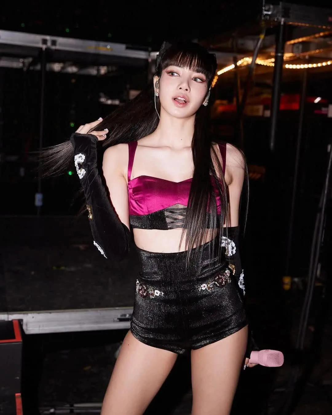 dang-hoa-don-lisa-mua-sam-o-viet-nam-co-vi-pham-3