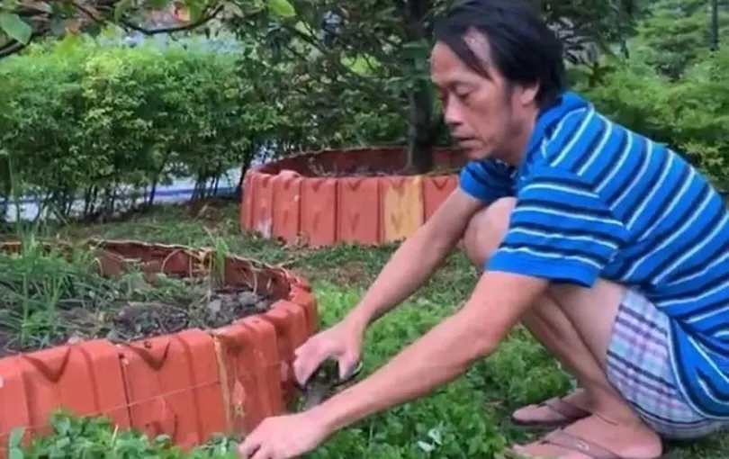 nghe-si-hoai-linh-roi-xa-showbiz-sau-2-nam-vuong-be-boi-tu-thien-3