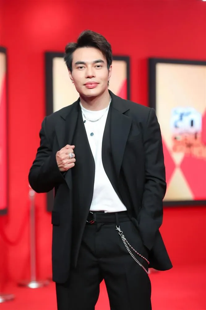 me-vo-le-duong-bao-lam-qua-doi