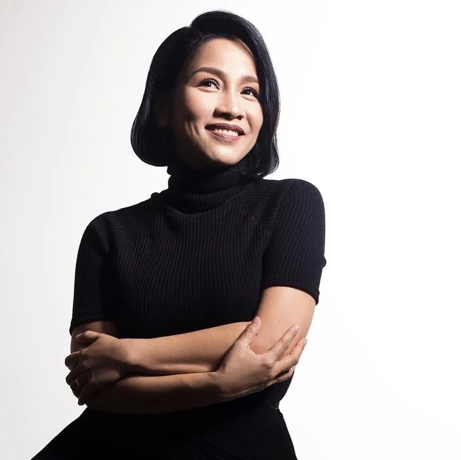 san-khau-hat-buc-thu-tinh-dau-tien-cua-my-linh-tu-20-nam-truoc-hot-tro-lai-2