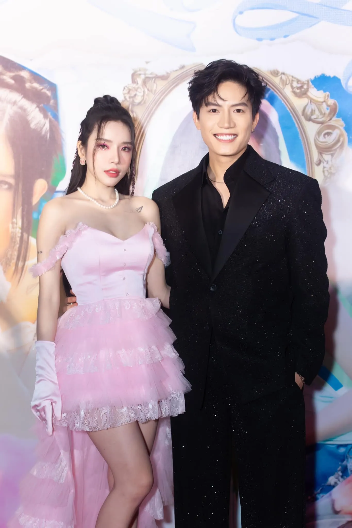 anh-tu-va-lyly-up-mo-thoi-diem-to-chuc-dam-cuoi-4