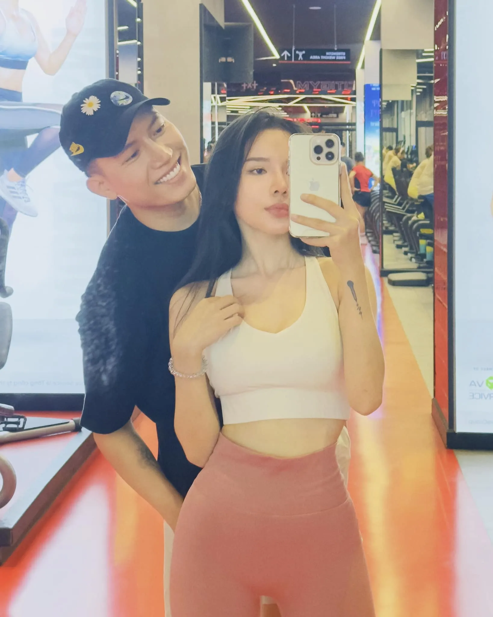 anh-tu-va-lyly-up-mo-thoi-diem-to-chuc-dam-cuoi-5