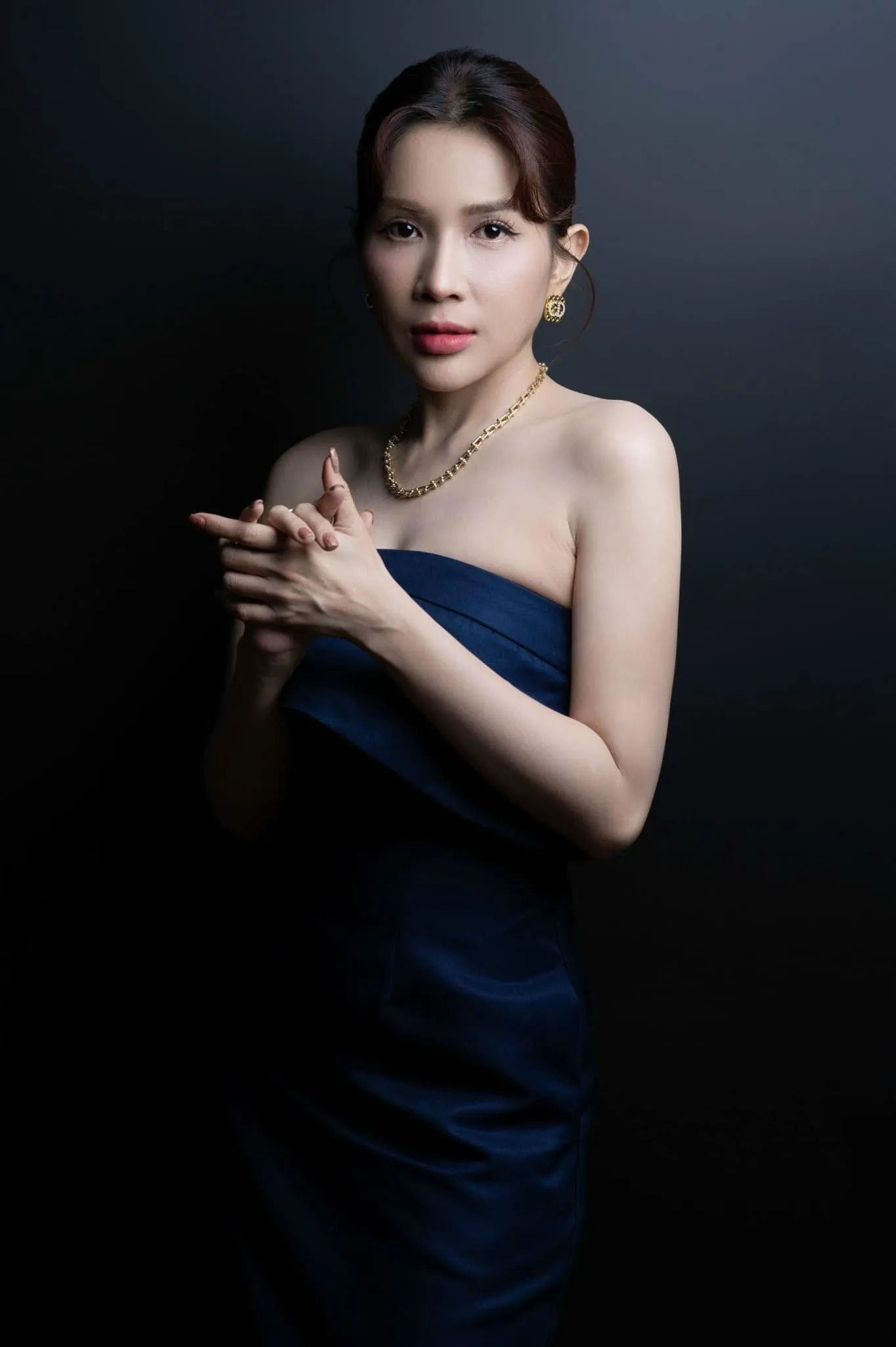 kha-nhu-bi-thac-mac-không-den-du-dam-cuoi-puk-gin-tuan-kiet-4