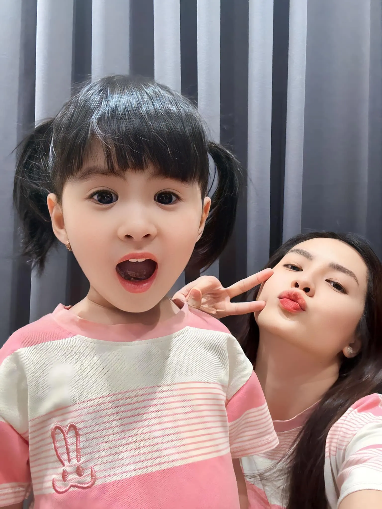 thien-an-dang-anh-bung-rau-sau-sinh-con-gai-cho-jack-1