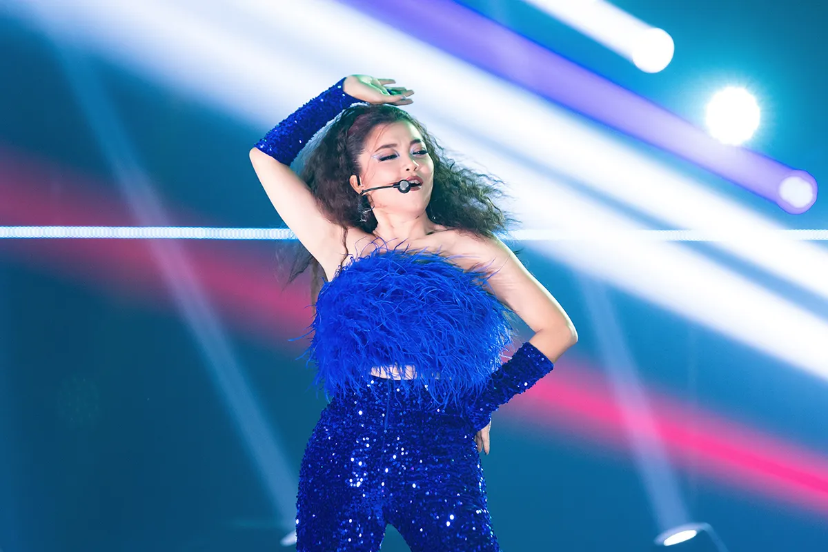 thanh-ngoc-chi-dep-dap-gio-re-song-3