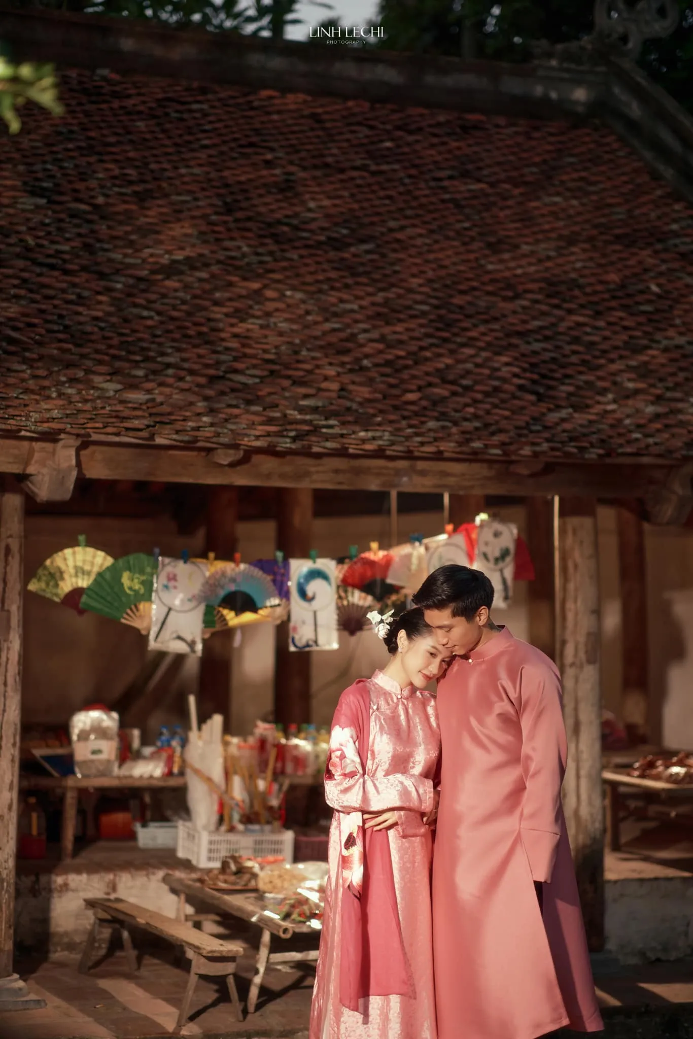 bo-anh-cuoi-thuc-hien-tai-lang-co-duong-lam-cua-doan-van-hau-va-doan-hai-my-1