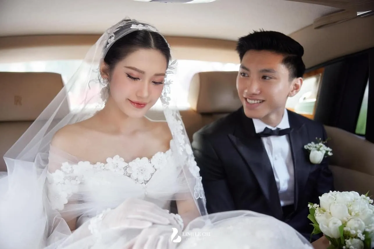 vo-cua-doan-van-hau-lam-nghe-gi-2