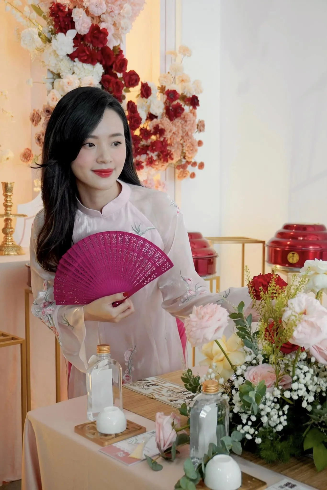 midu-to-chuc-dam-cuoi-trong-hom-nay-chu-re-la-ai-1