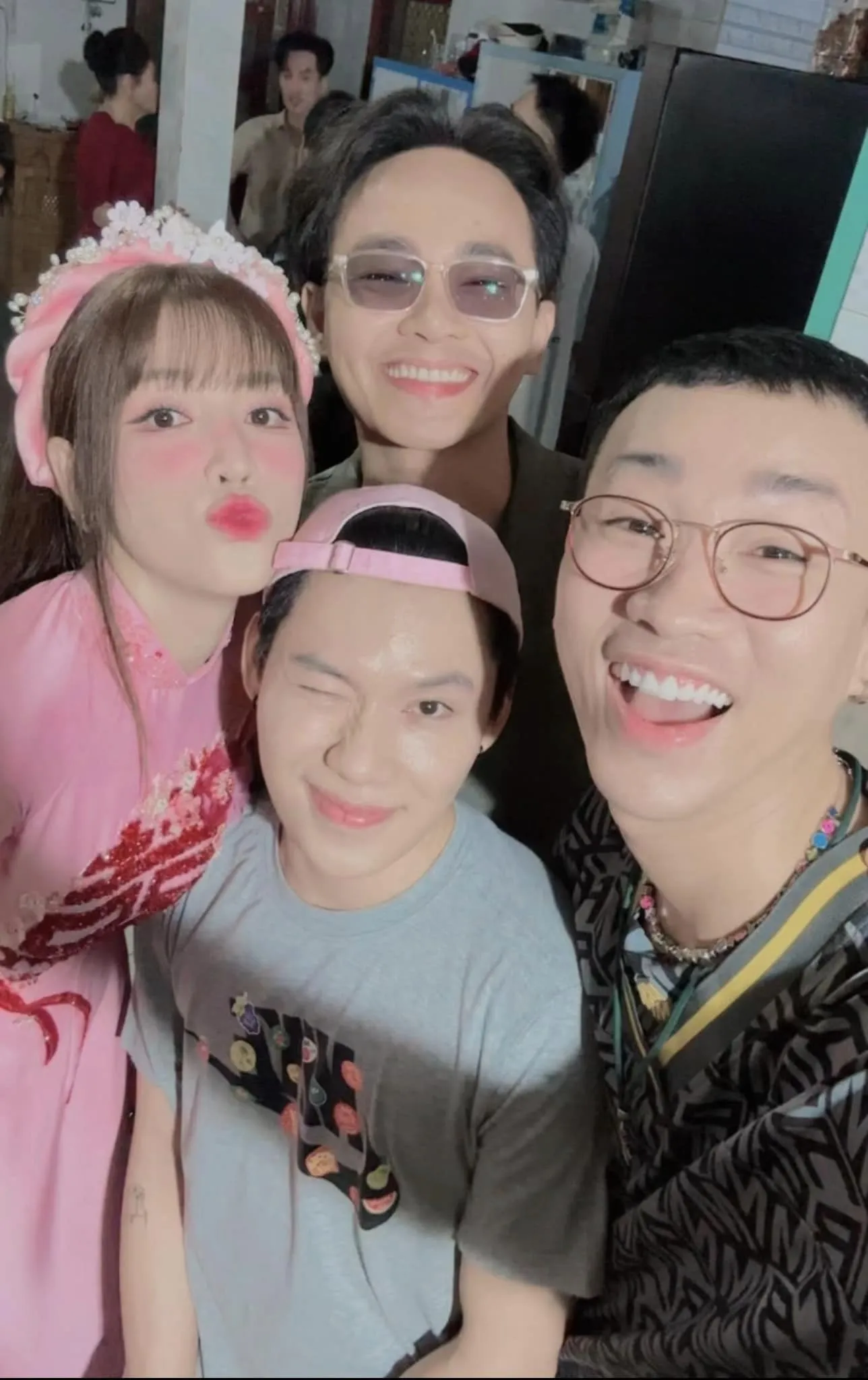 khach-moi-dam-cuoi-puka-va-gin-tuan-kiet-o-dong-thap-1
