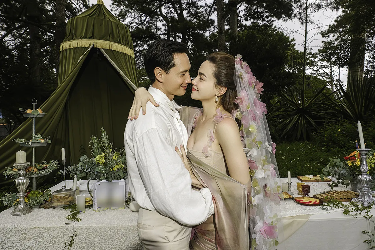 HO NGOC HA - KIM LY (1)