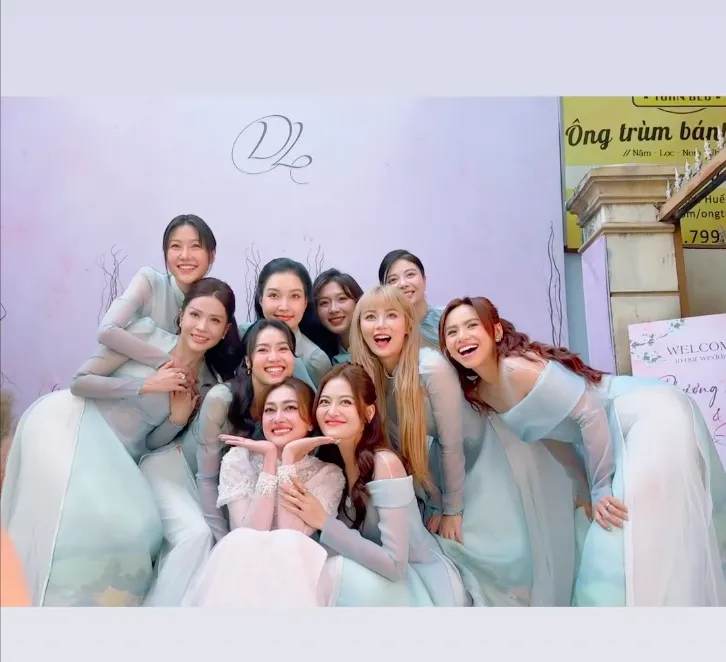 le-an-hoi-dien-vien-phuong-lan-va-ong-xa-phan-dat-2