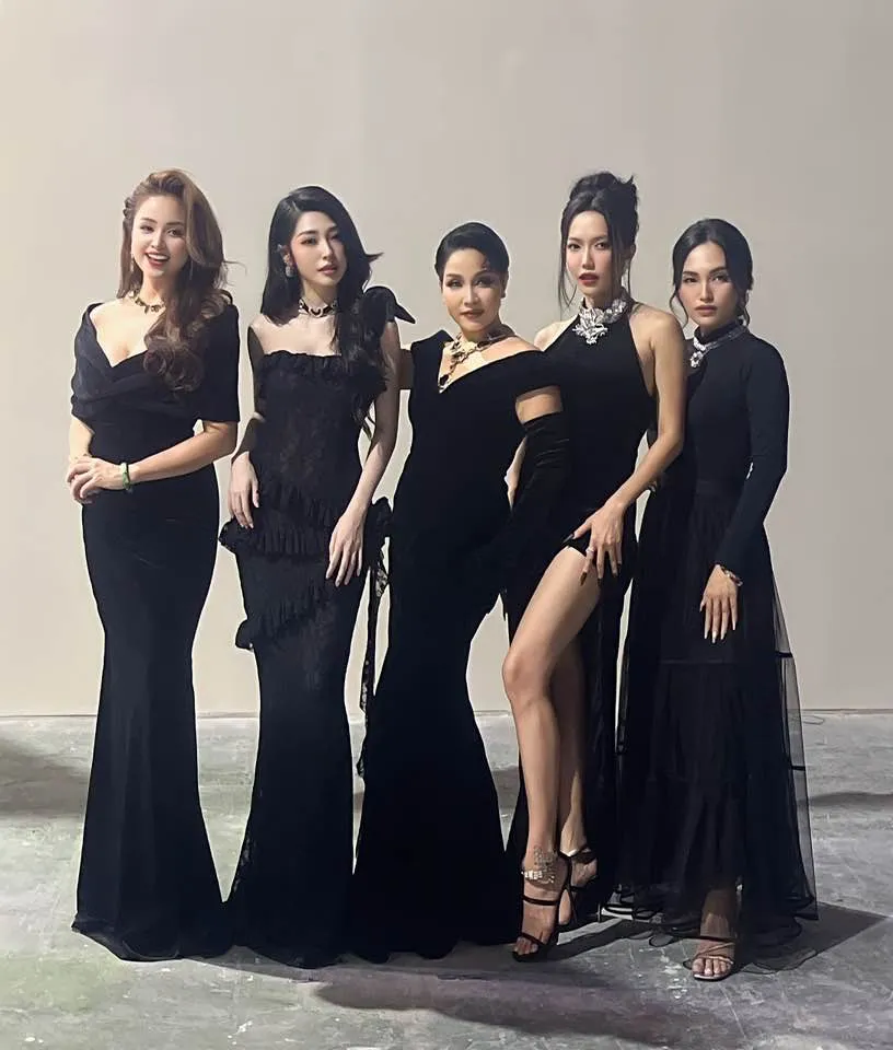 dam-cuoi-thanh-van-hugo-quy-tu-nhieu-chi-dep-tham-du-4