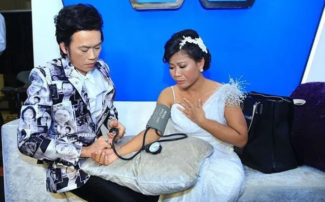 con-nuoi-nghe-si-hoai-linh-qua-doi-vi-benh-nang