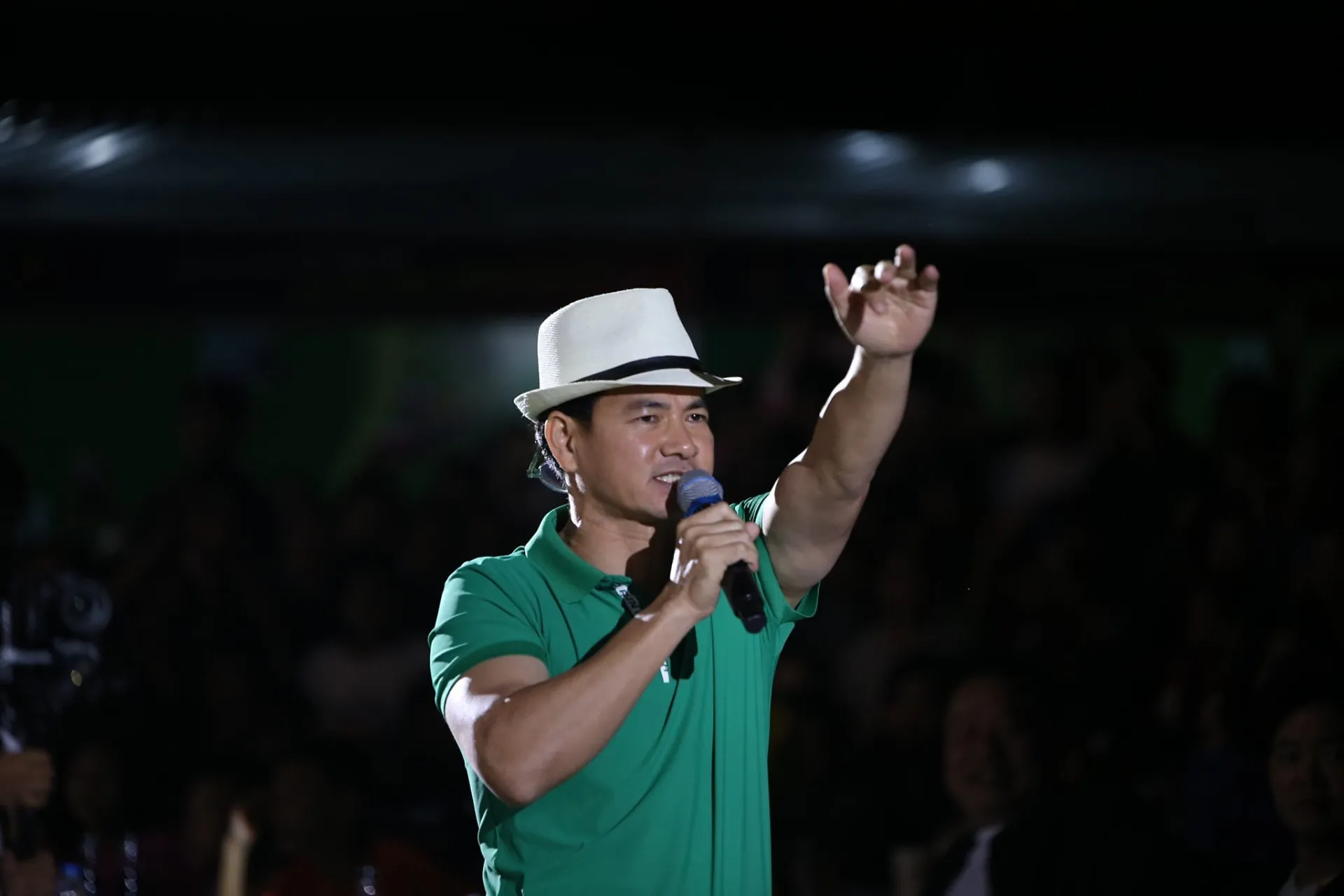 xuan-bac-thanh-lam-va-cac-nghe-si-duoc-phong-tang-danh-hieu-nsnd