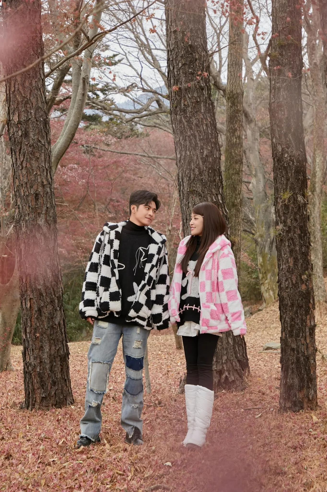 phong-cach-thoi-trang-kho-hieu-cua-puka-va-gin-tuan-kiet-1