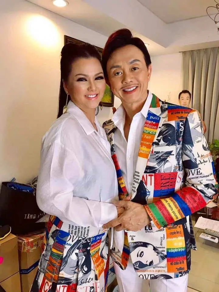 viet-huong-lam-le-gio-lon-cho-co-nghe-si-chi-tai-3