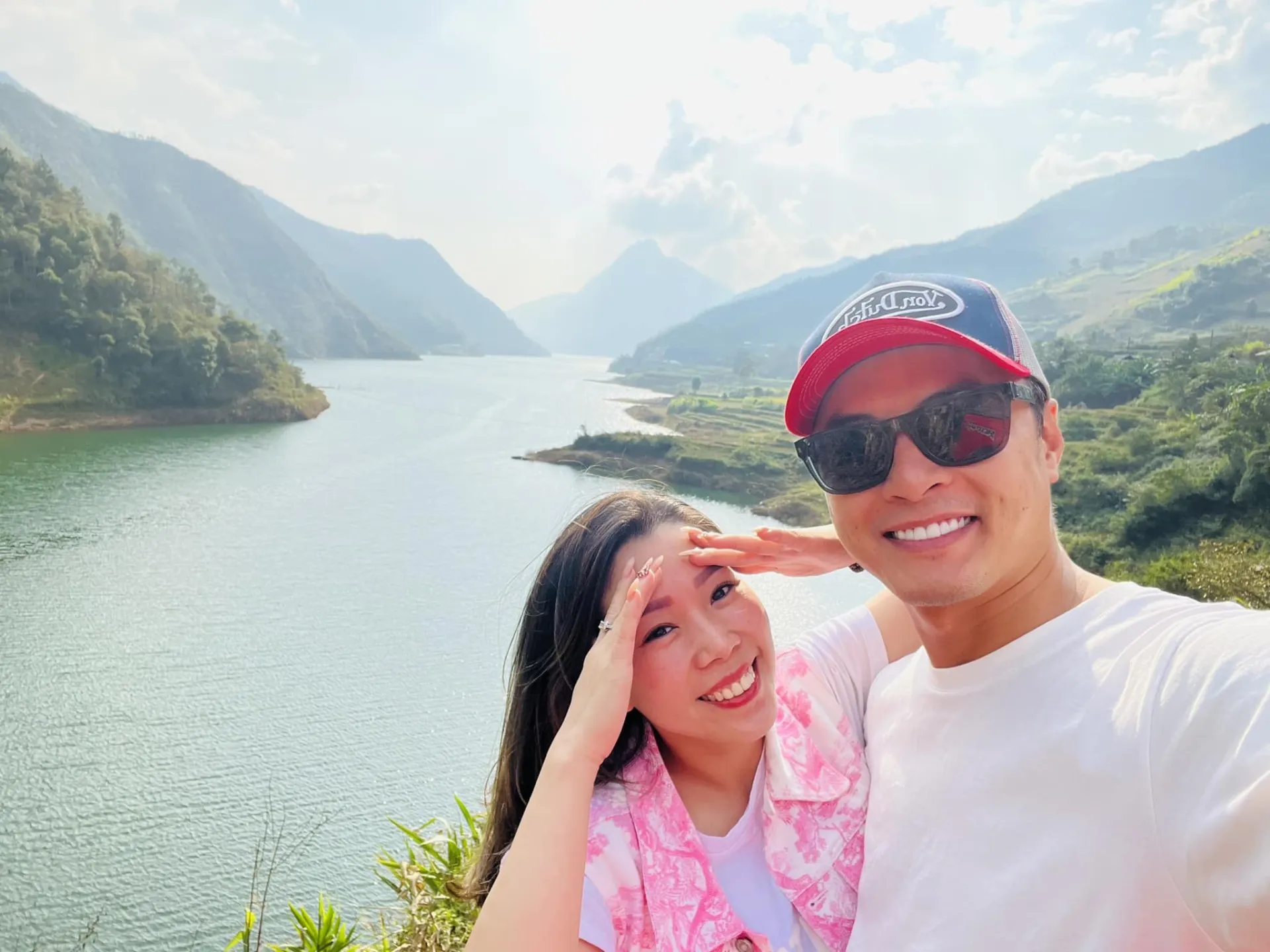 hong-dang-lam-gi-sau-khi-nghi-viec-tai-nha-hat-kich-ha-noi-1