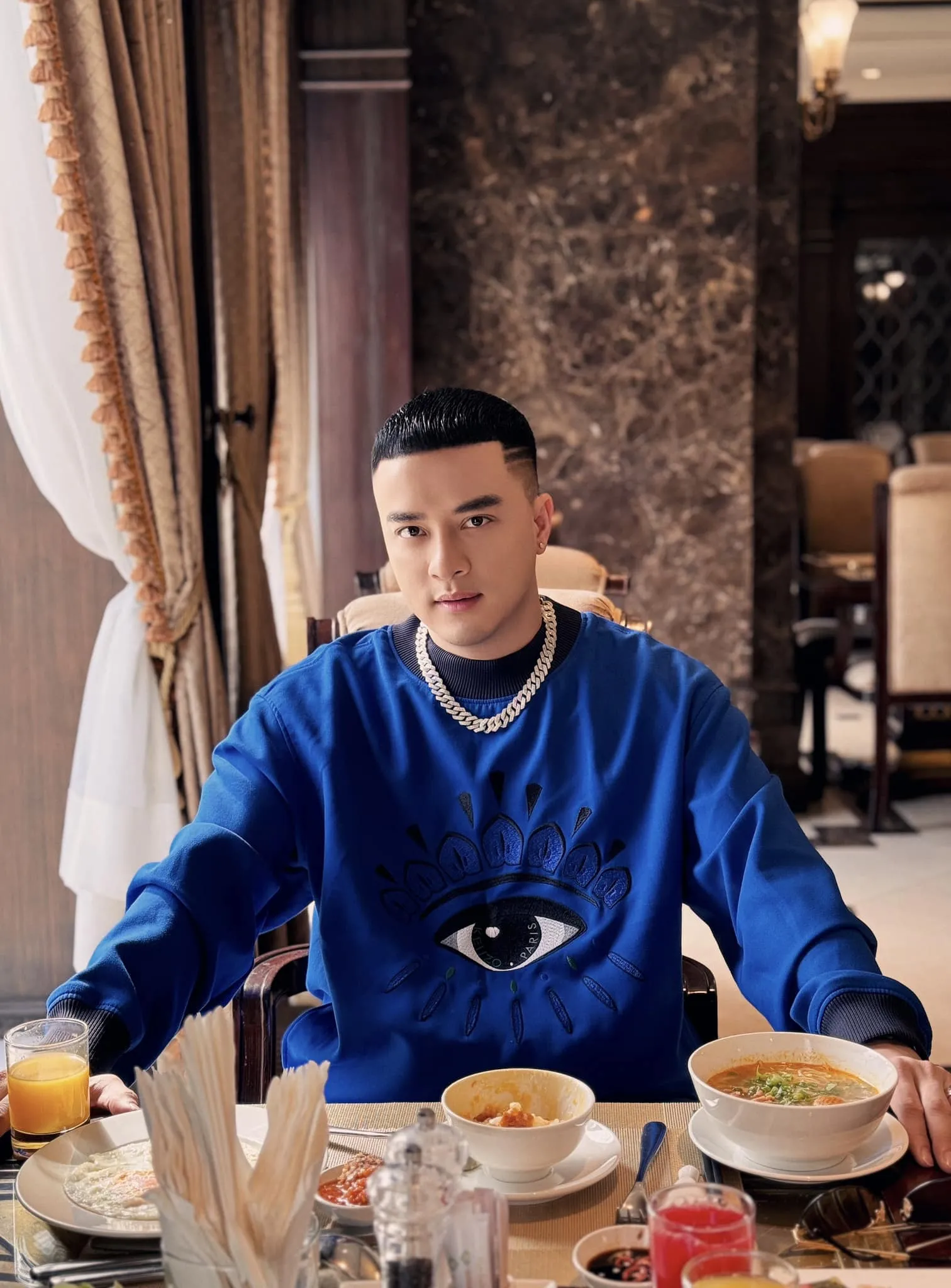 cuoc-song-hien-tai-cua-nathan-lee-ra-sao-sau-thoi-gian-vang-bong-3