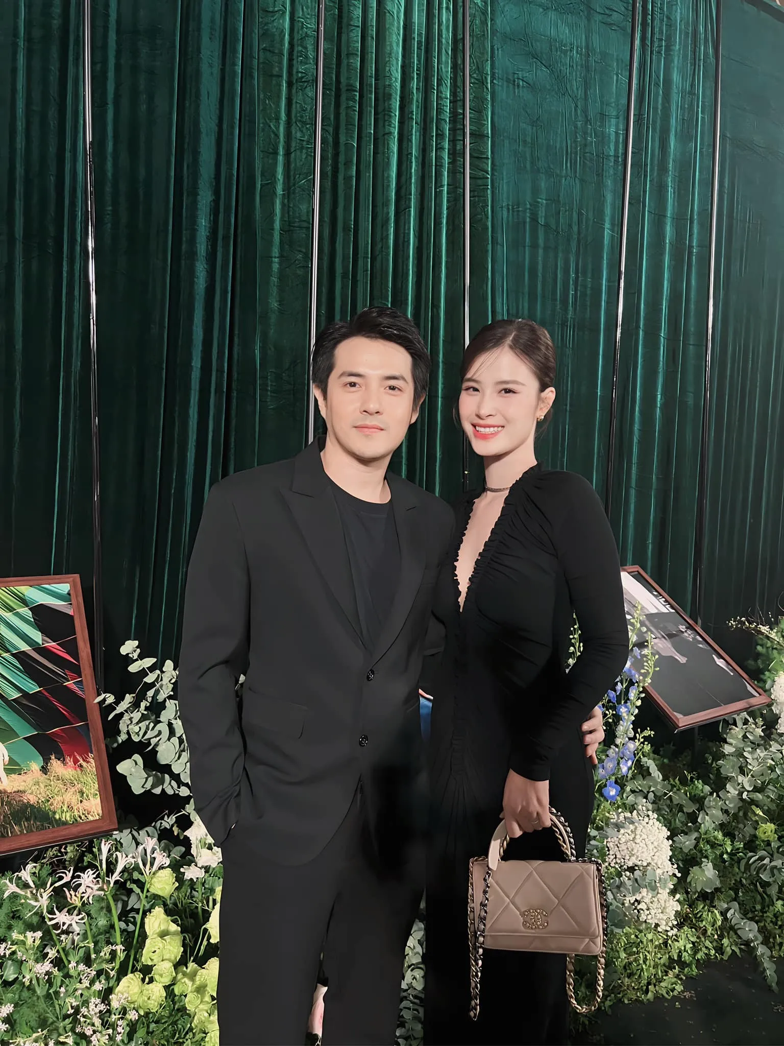 dong-nhi-kheo-leo-phu-nhan-tin-dang-mang-thai-lan-2