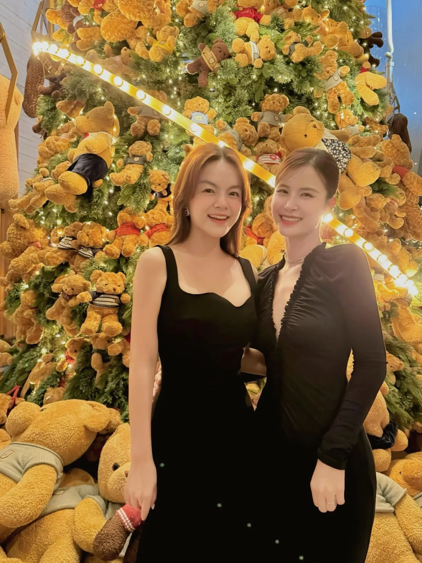 dong-nhi-kheo-leo-phu-nhan-tin-dang-mang-thai-lan-2-2