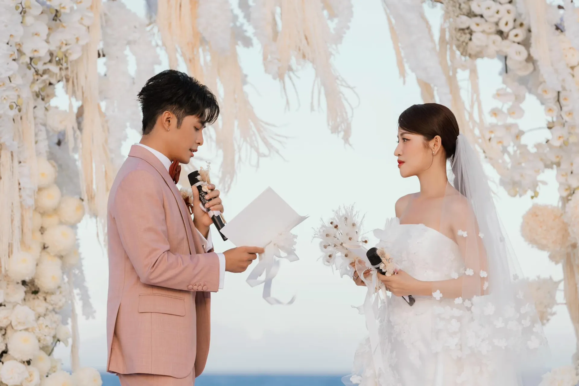 puka-gin-tuan-kiet-la-cap-doi-to-chuc-nhieu-dam-cuoi-nhat-nam-2023-6