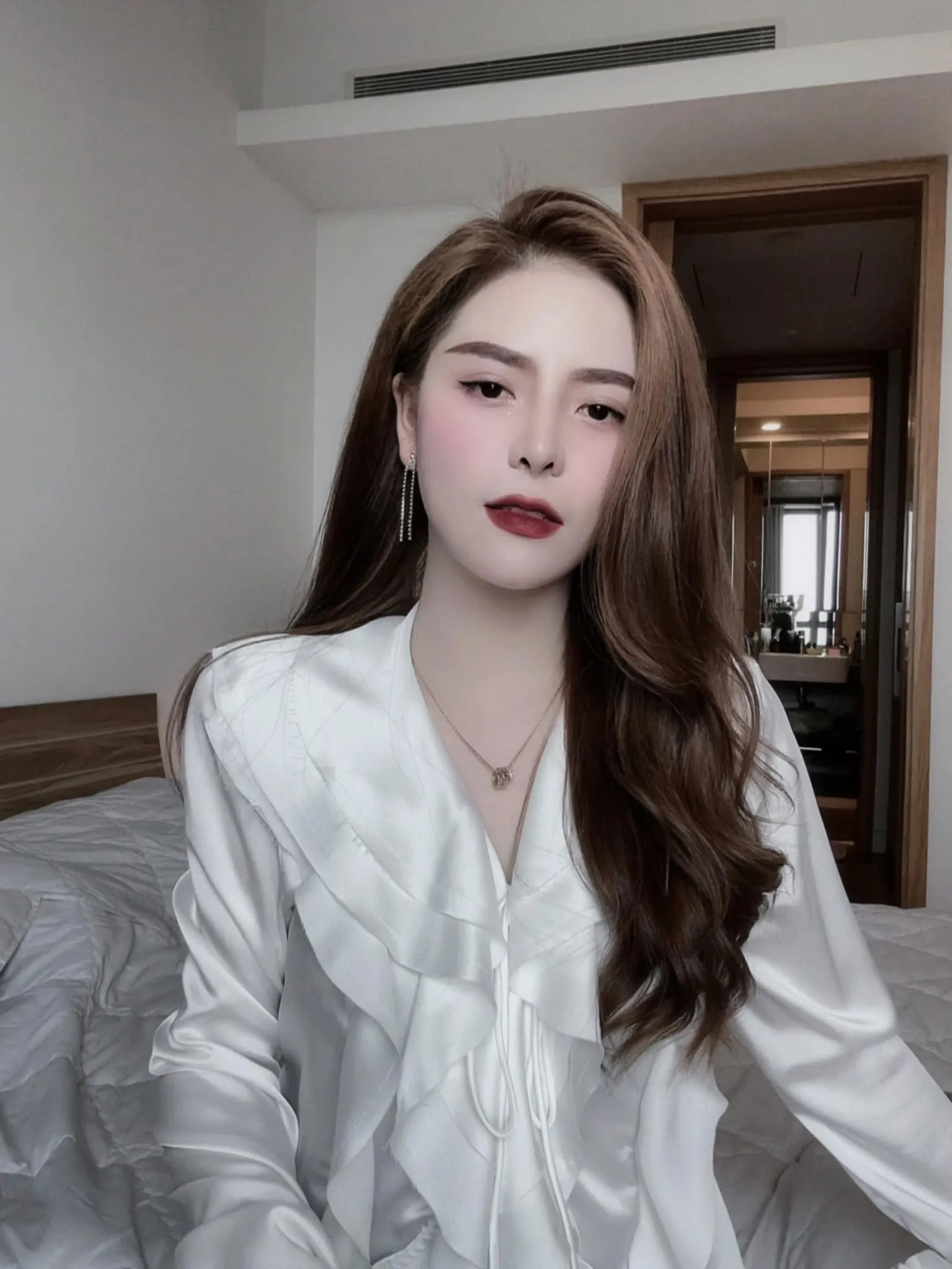 hotgirl-ban-hang-online-nguyen-hoang-mai-ly-la-ai-4