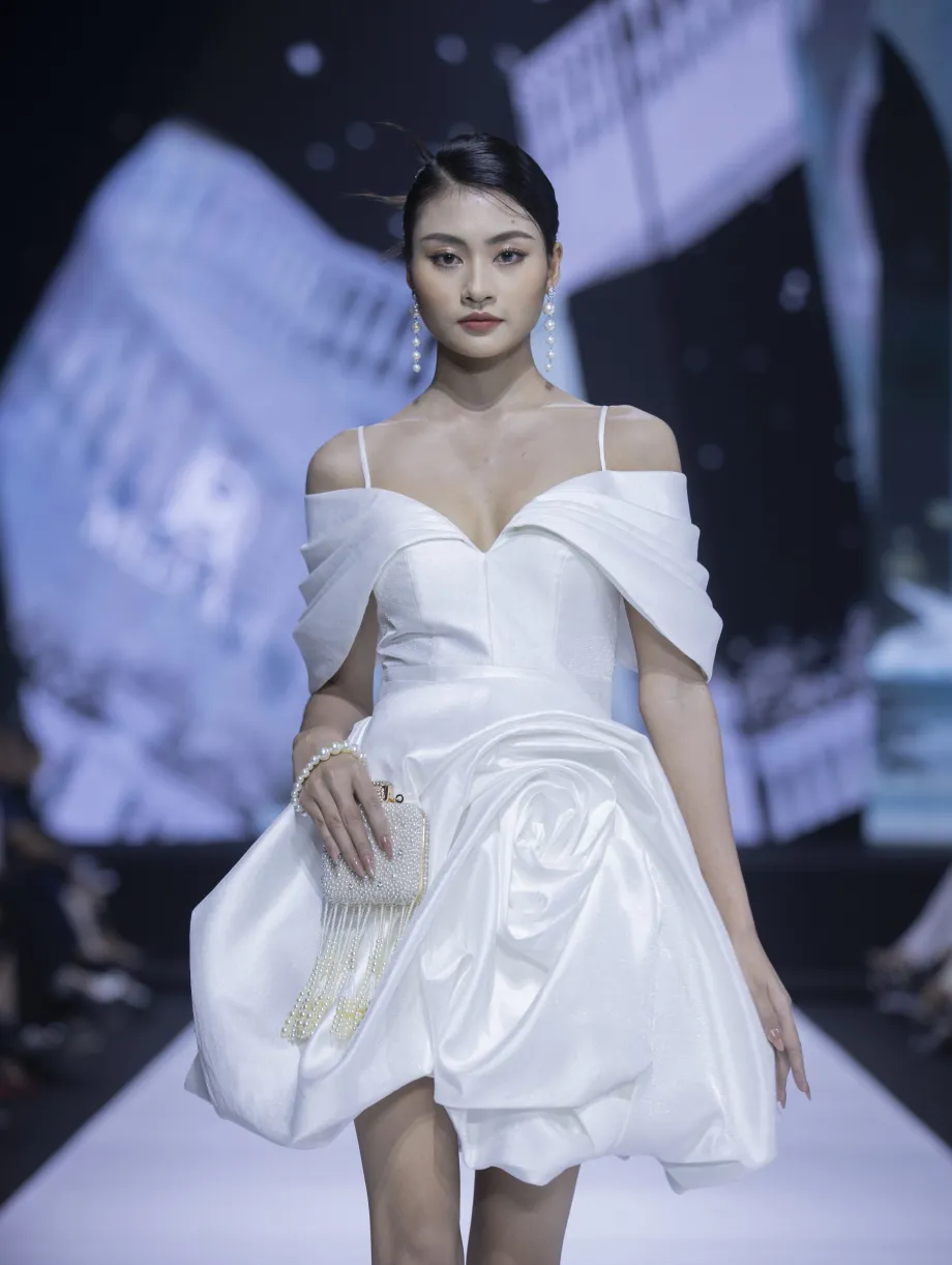 chung-ket-hoa-hau-viet-nam-2023-4