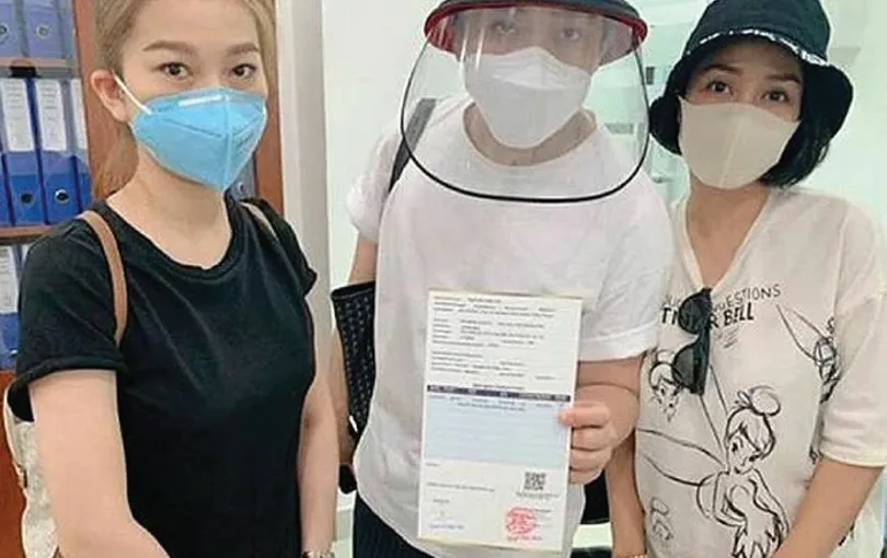 oc-thanh-van-cung-gia-dinh-sang-my-dinh-cu-2-5