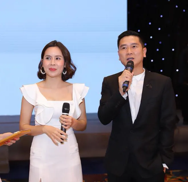 hon-nhan-trai-nguoc-cua-hong-dang-va-ho-hoai-anh-sau-be-boi-tay-ban-nha-6