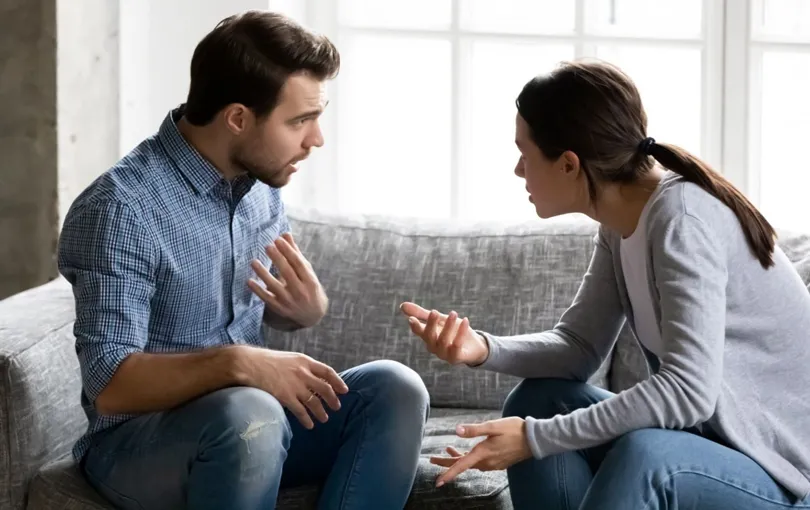 vo-chong-chui-nhau-bi-phat-tien-len-den-1-trieu-dong-1