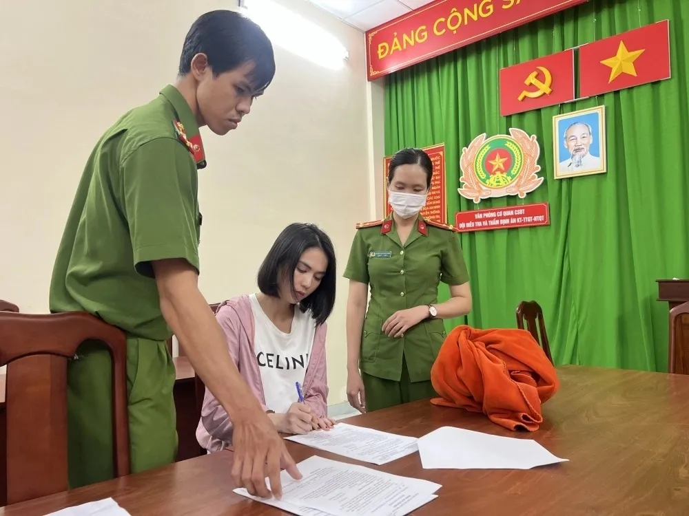 ngoc-trinh-hoi-han-ve-hanh-vi-sai-trai-cua-minh-3