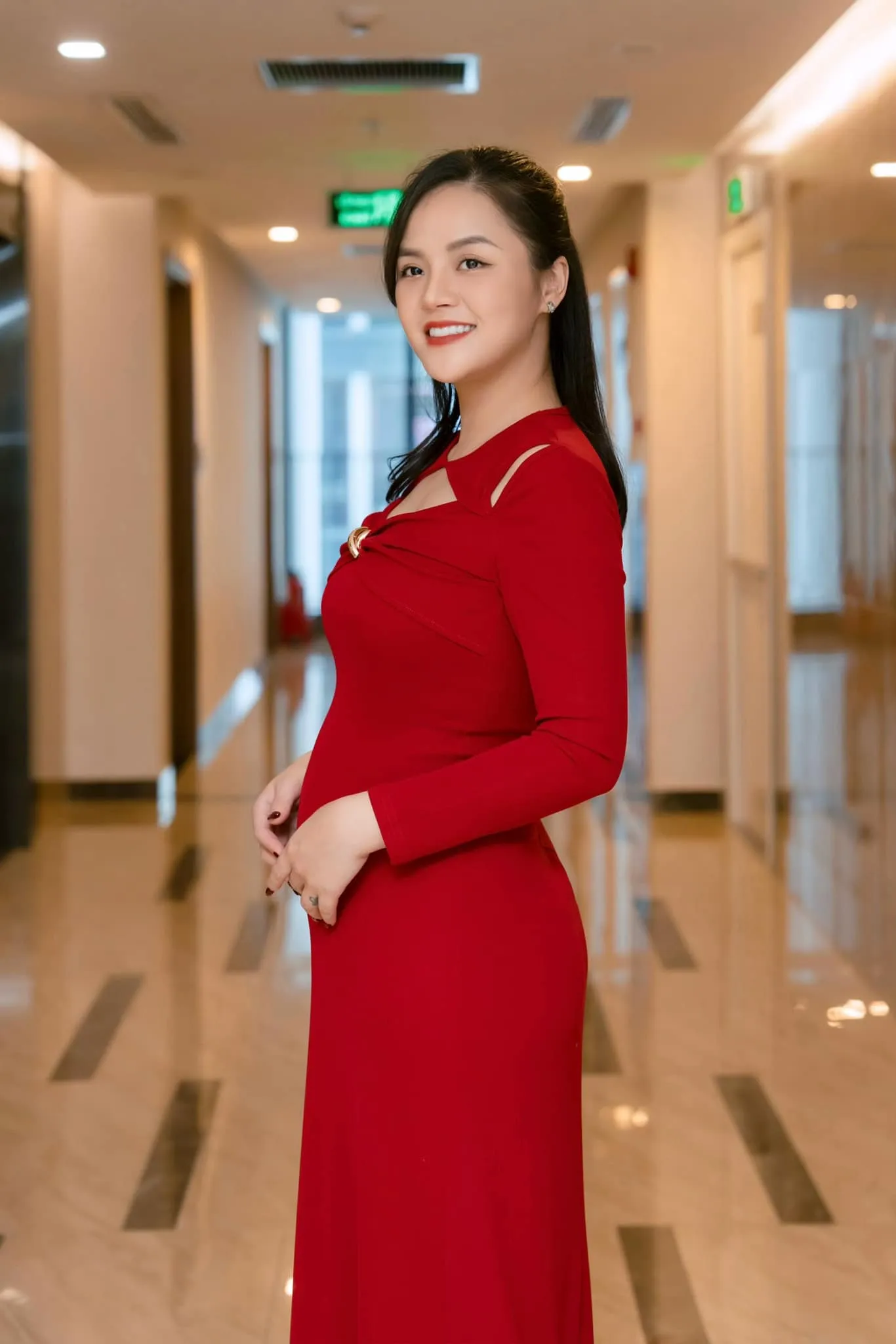 3-nu-dien-vien-vtv-cung-khoe-bung-bau-tai-su-kien-3