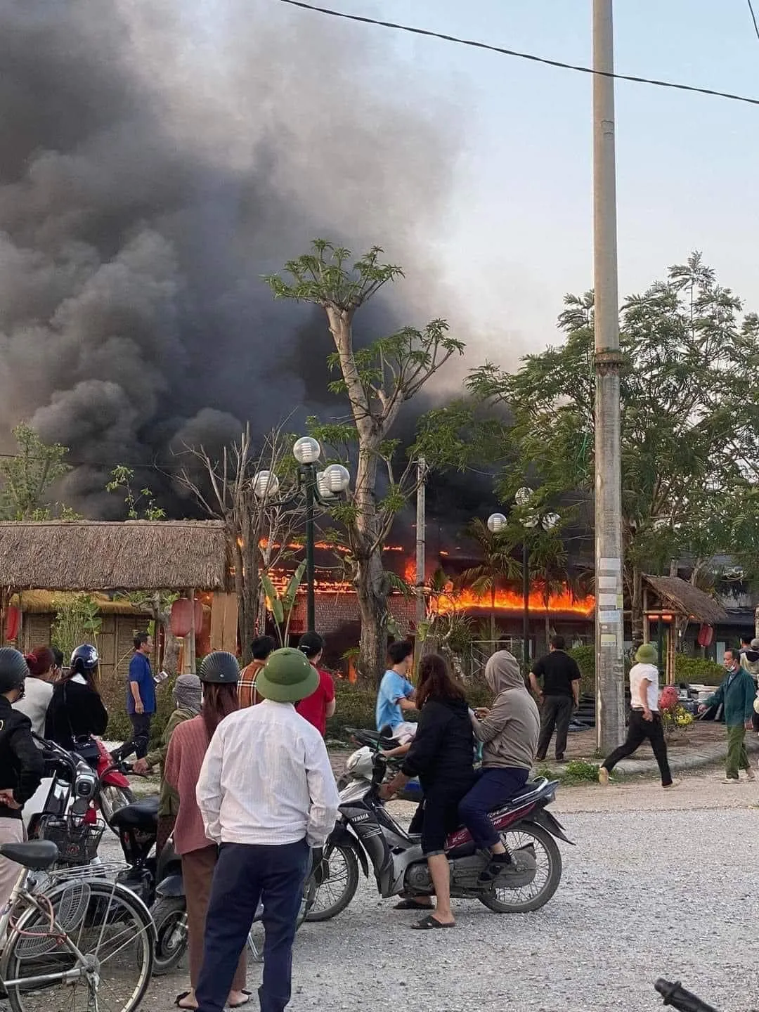 chay-chua-phat-quang-o-ha-nam-1