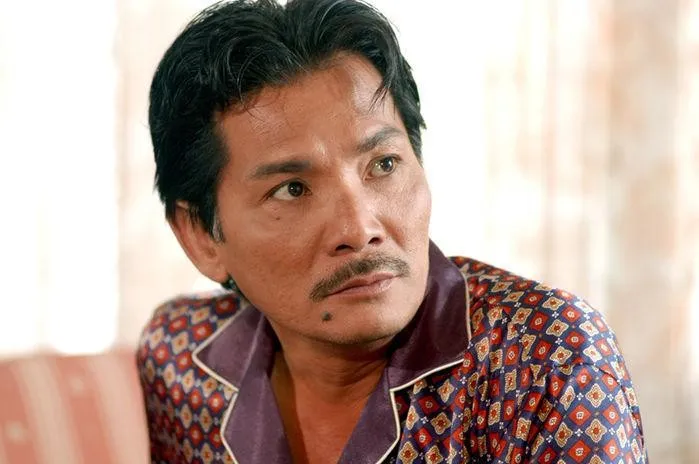 hinh-anh-tieu-tuy-gay-xot-xa-cua-nghe-si-thuong-tin-3