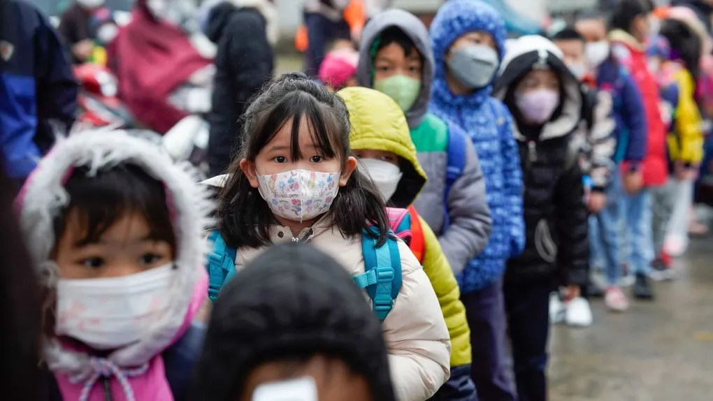 hoc-sinh-mien-bac-duoc-nghi-hoc-khi-troi-ret-may-do-3