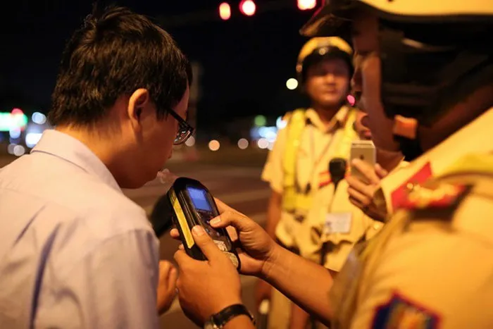 de-xuat-xu-ly-hinh-su-tai-xe-co-nong-do-con-kich-khung-1