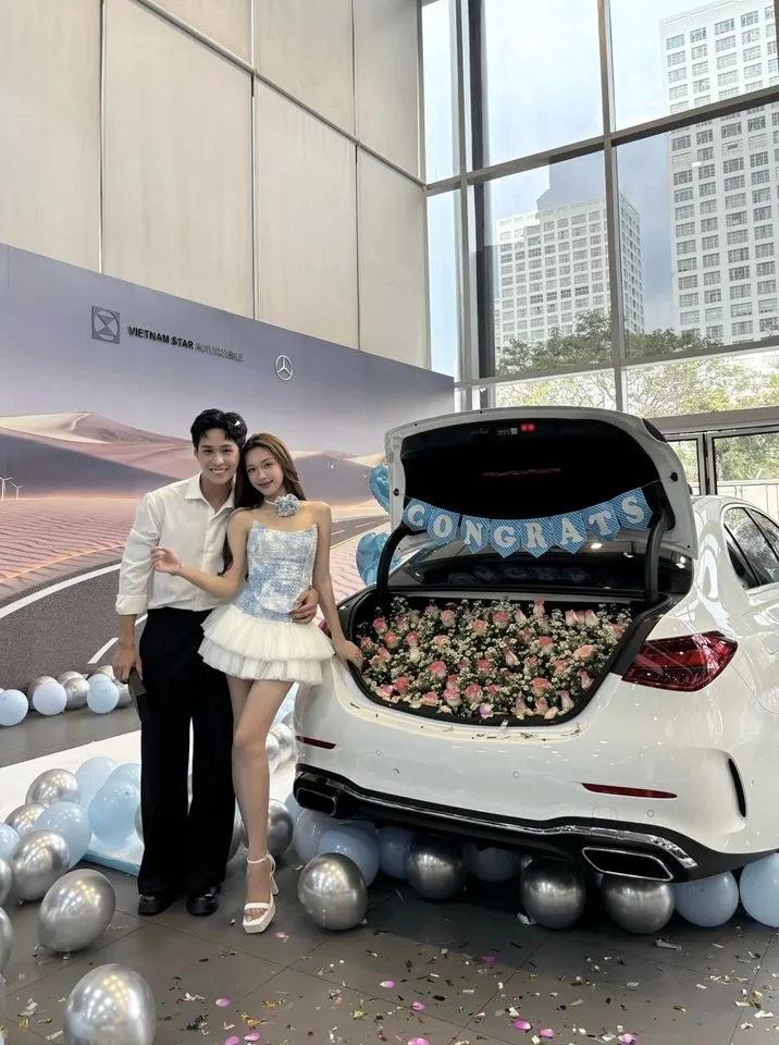 karty-chang-mua-xe-hop-tien-ty-tang-ban-trai