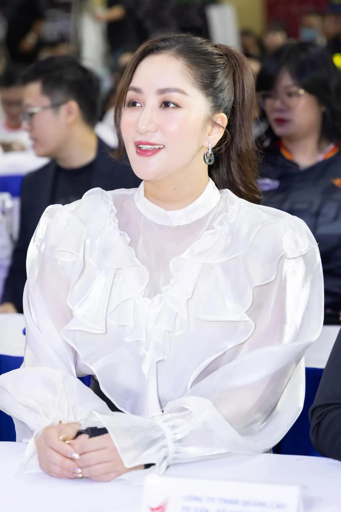 khanh-thi-mang-thai-lan-4-o-tuoi-42-3