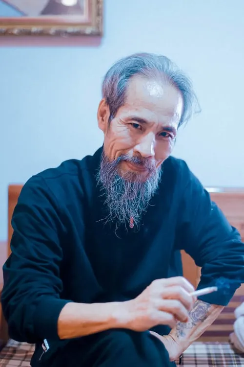 nghe-si-chu-hung-qua-doi-2