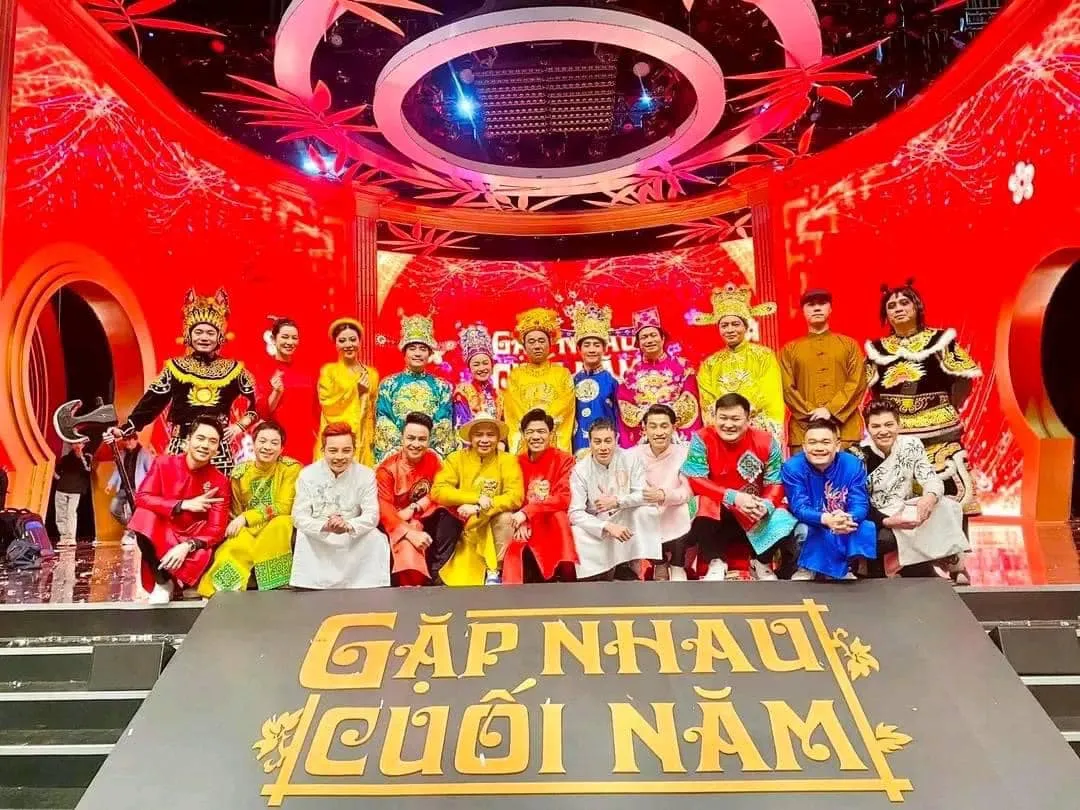 tao-quan-gap-nhau-cuoi-nam-2024-1