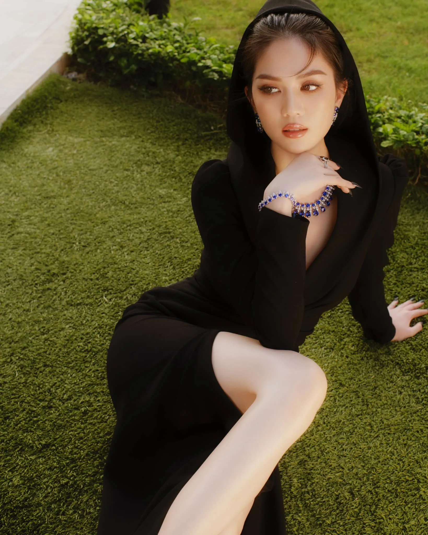 ngoc-trinh-don-tet-cung-gia-dinh-4