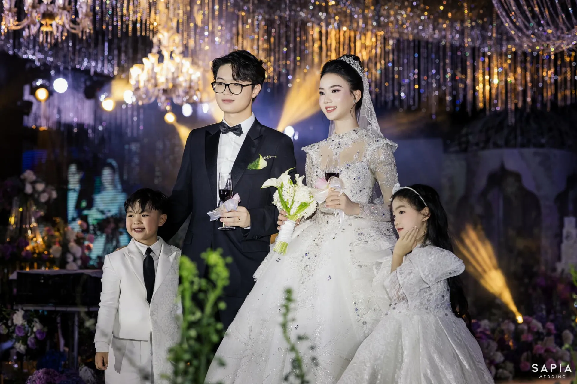 nguoi-dep-hoang-huong-giang-hoa-hau-viet-nam-4