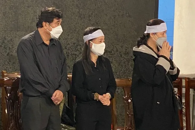 tang-le-a-hau-thu-mai-1