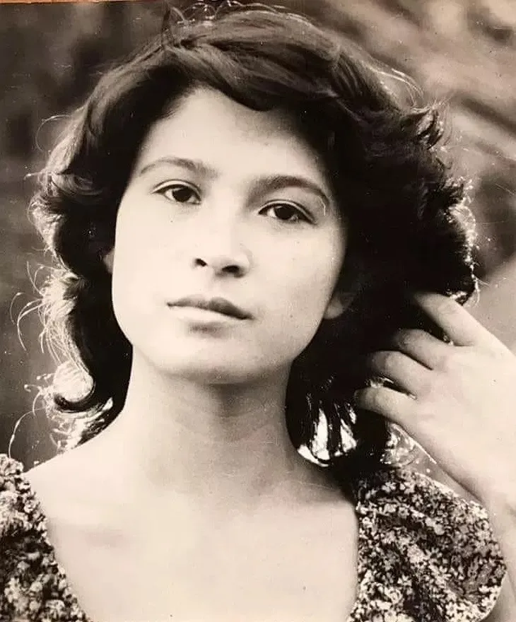 tang-le-a-hau-thu-mai-2